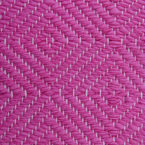 <p>Big Diamond Twill, light pink H481 on the white yarn</p>