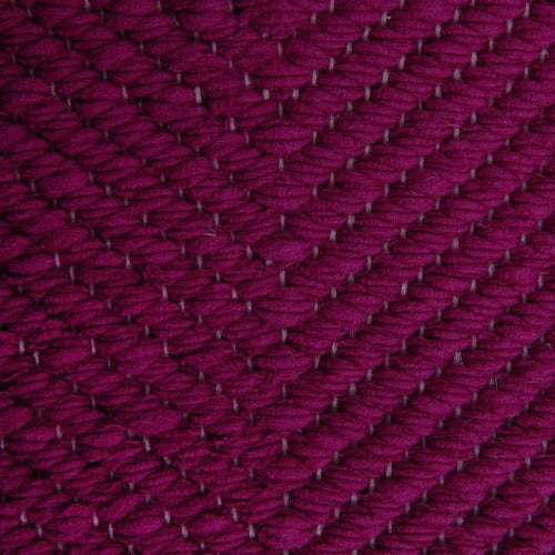 <p>Vertical Herringbone, purple H487 on the natural yarn</p>