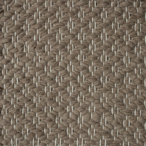 <p>Rosepath, brown 0197 on the white yarn</p>